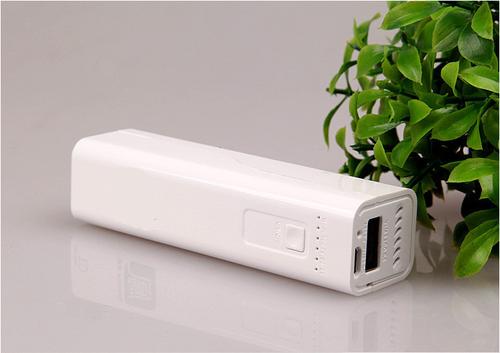 廠家直銷 3g/4g移動(dòng)電源無線路由器隨身wifi 支持電信/聯(lián)通/移動(dòng)